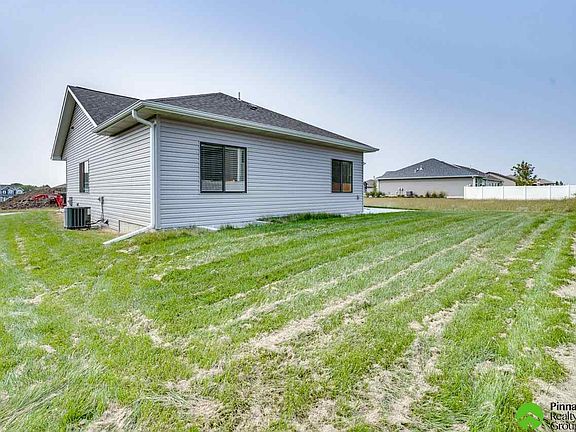 3rd image of 7821 Renatta Dr