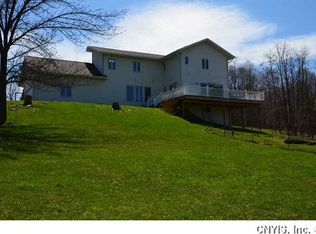 6155 Breed Rd, Camillus, NY 13031