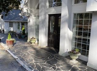4765 Woodvale Dr NW, Sandy Springs, GA