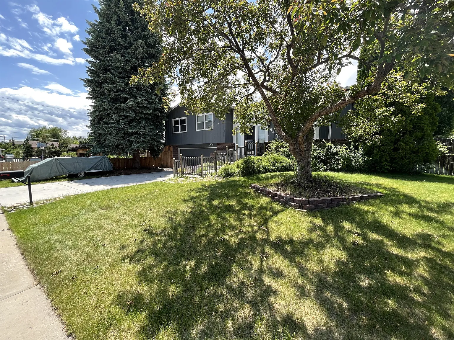 8251 S Marshall Ct - - — Photo 2