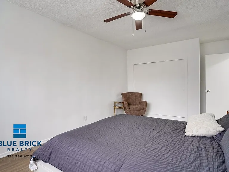 12310 Chandler Blvd #41 — Photo 9