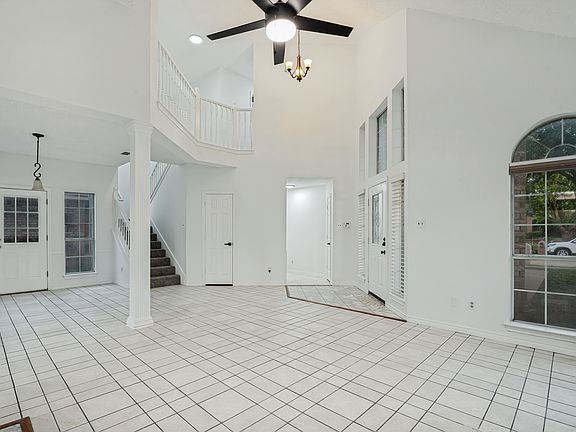 4th image of 1333 Maywood Ct
