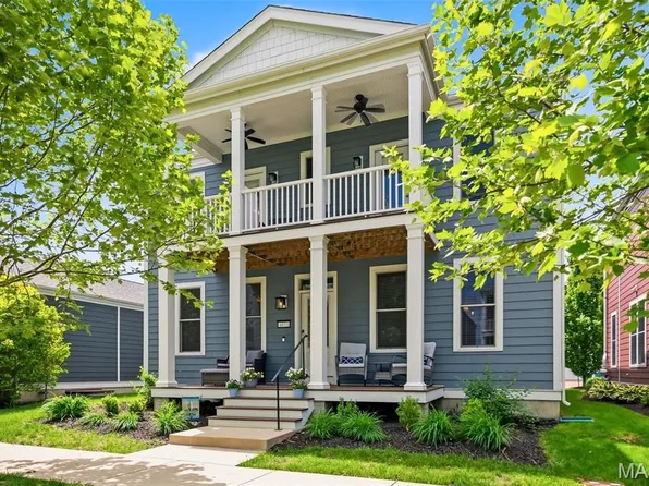 6013 New Town Dr, Saint Charles, MO 63301