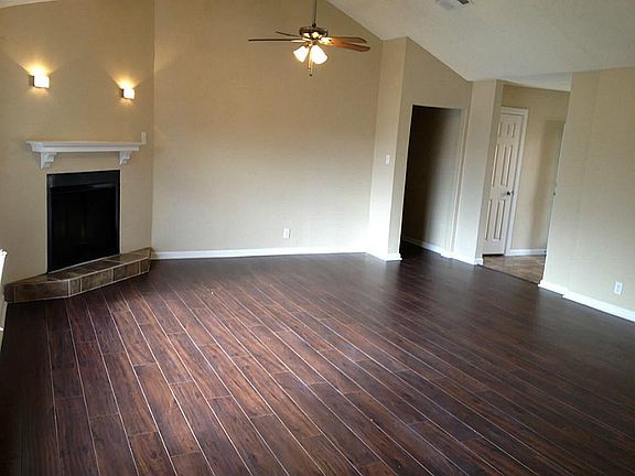 4th image of 9606 Carlow Ln