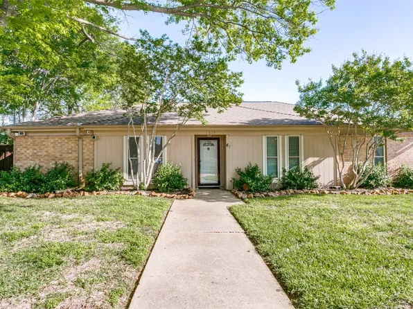 1319 Starling Ln, Lewisville, TX 75077