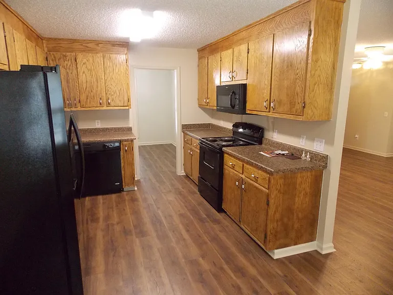 100 Deer Creek Trl — Photo 25