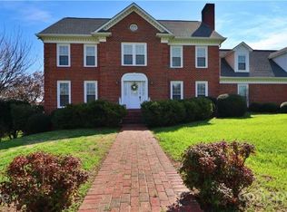 501 Edwards St, Rutherfordton, NC 28139