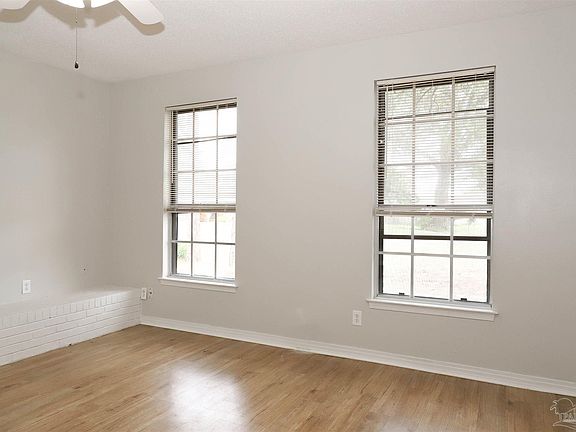 5th image of 1317 El Sereno Pl