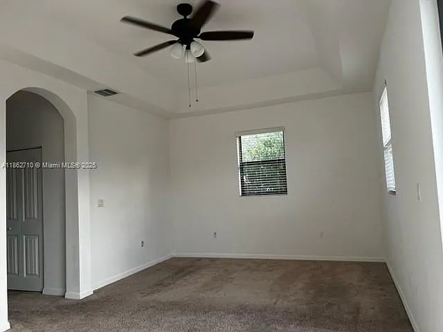 608 NE 33rd Ter #608 — Photo 16