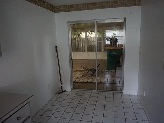 4th image of 5245 Flying Eagle Ln