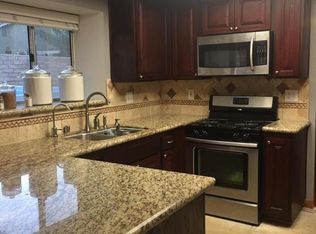 2116 E Nugent St, Lancaster, CA 93535