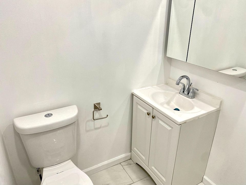 207 Edward Pl Yonkers, NY, 10703 - Apartments for Rent | Zillow