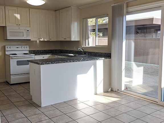 3rd image of 162 Chynoweth Ave