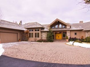 56345 Twin Rivers Dr, Bend, OR 97707