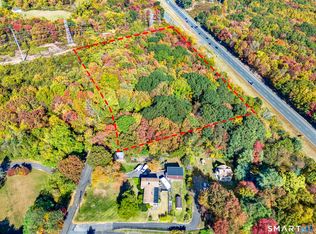 Old Colonial Road, Watertown, CT 06795