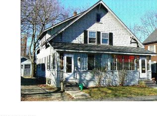 76 Chapel St, Augusta, ME 04330
