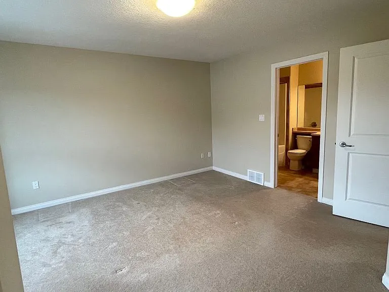 5120 164th Ave NW #10 — Photo 8