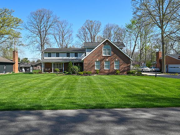 4th image of 856 Oak Dr