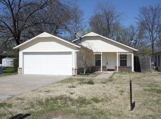 1418 W Haskell St, Claremore, OK 74017