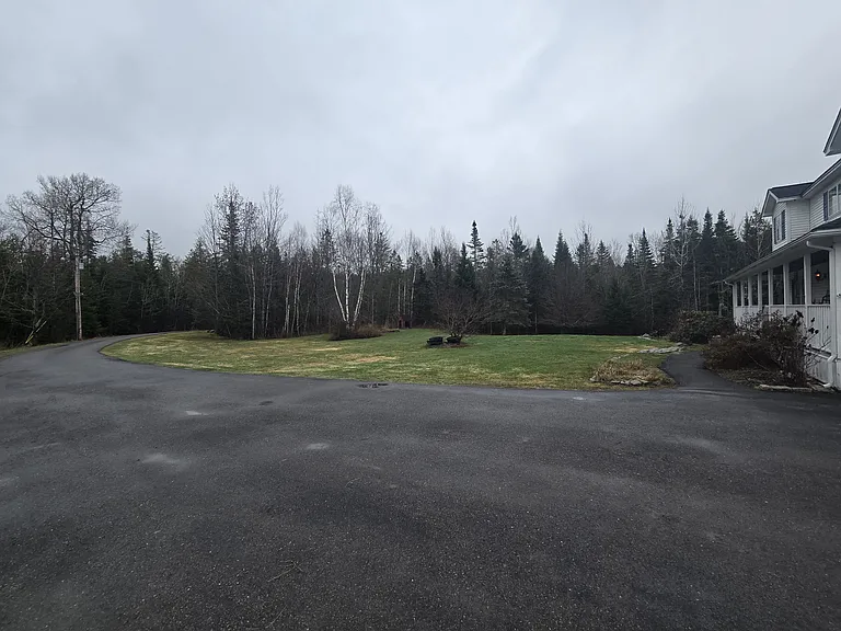 32 Patterson Rd — Photo 4