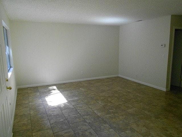 1st image of 8211 Don Ave