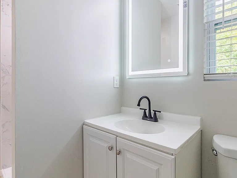 2065 Freeman St — Photo 23