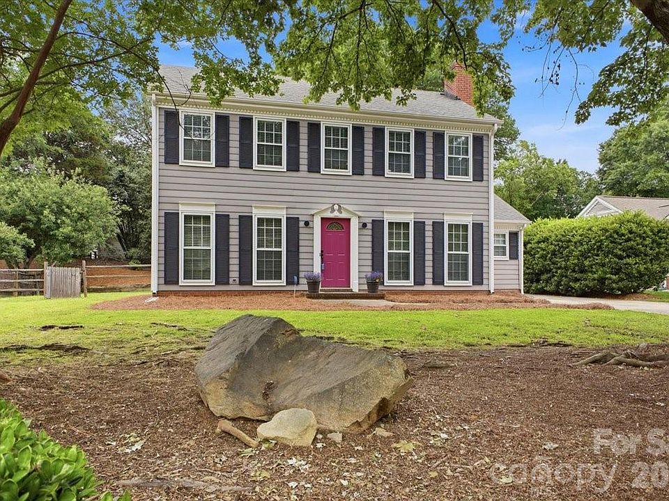 1st image of 2726 Heidleburg Ln