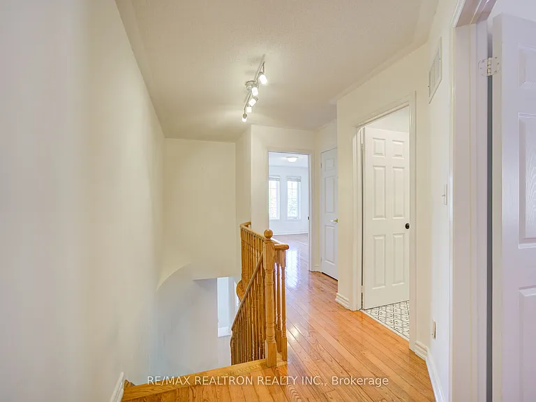 2365 Bur Oak Ave — Photo 12