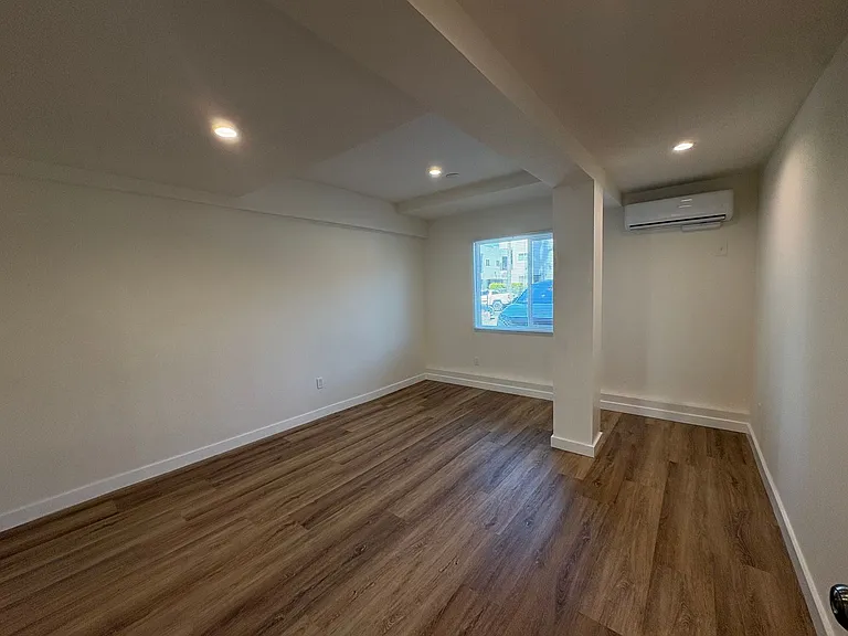 237 North Catalina — Photo 6
