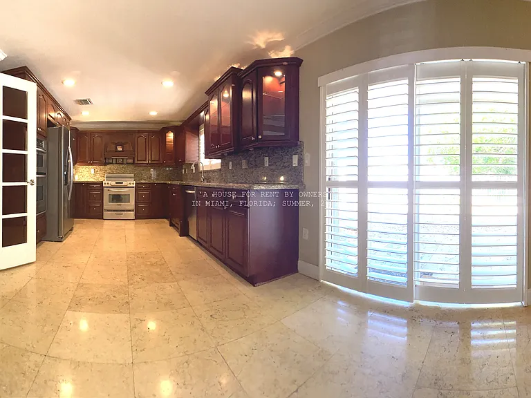 5454 NW 109th Ct — Photo 6