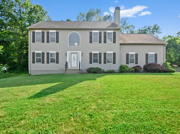 70 Saint Nicholas Ave, Worcester, MA 01606