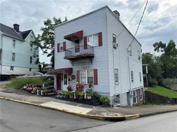 200-202 Market St, Belle Vernon, PA 15012