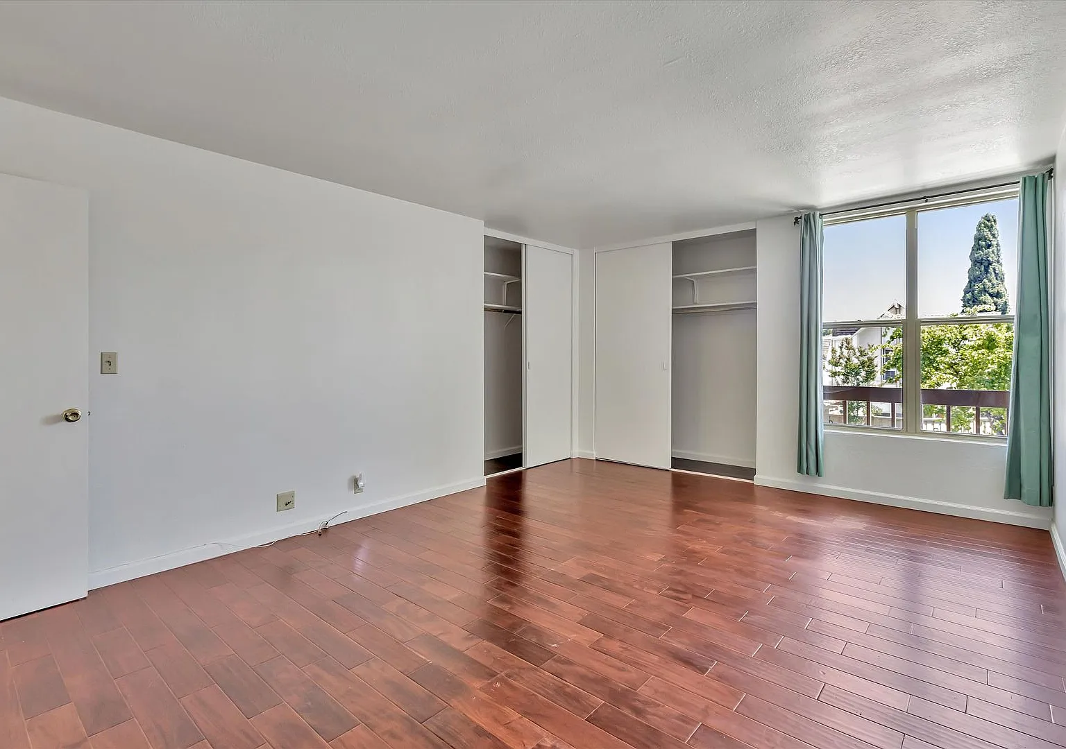 Sunnyvale Gem with Sleek Finishes & Thoughtful Touches — Photo 4
