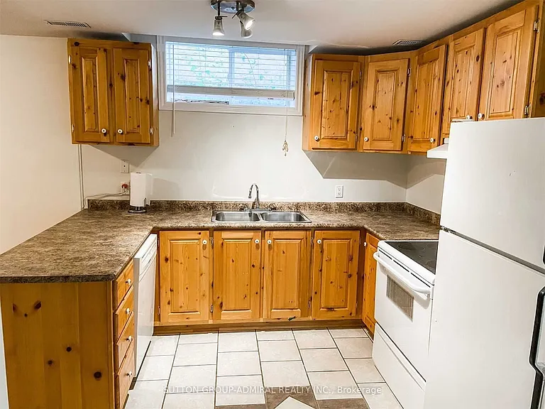 101 Hodgson Dr #BASEMENT — Photo 8