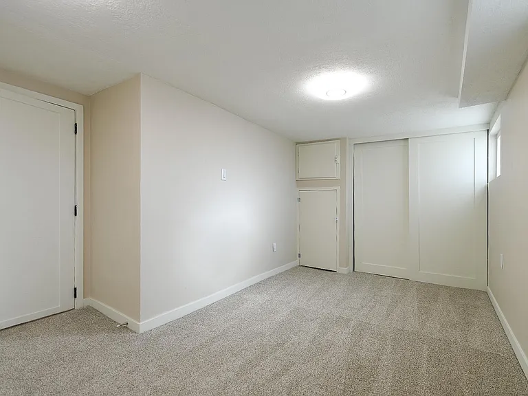 2697 S Highland Dr — Photo 16