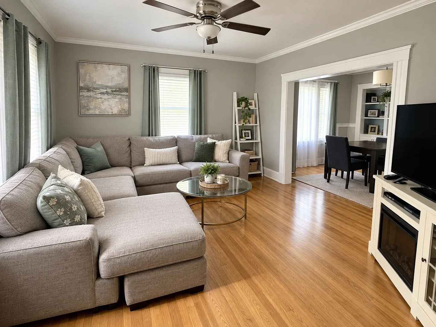 2 bed, 1.0 bath, 1000 sqft, $2,500 — Photo 1