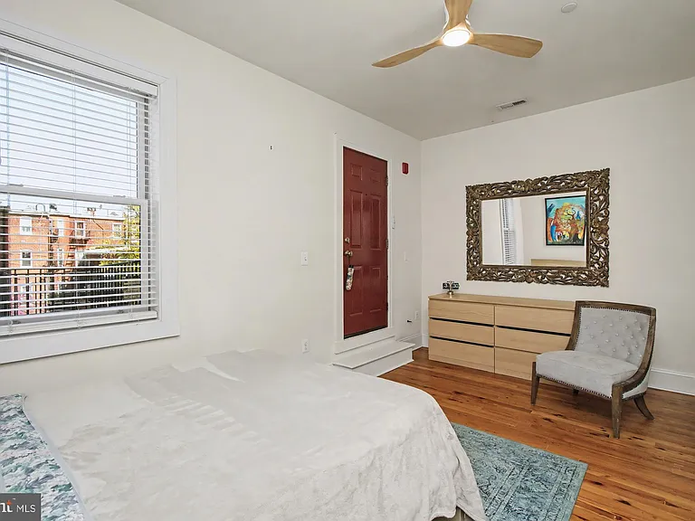 1625 Saint Paul St — Photo 19