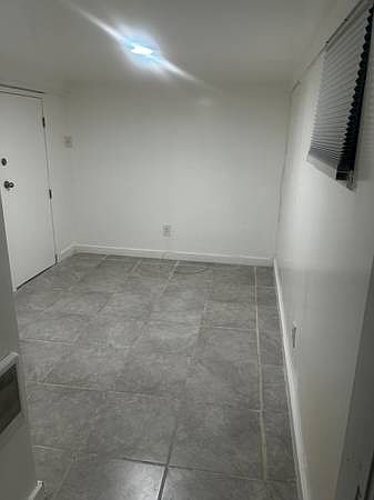 1st image of 116 Dixon Ave #1