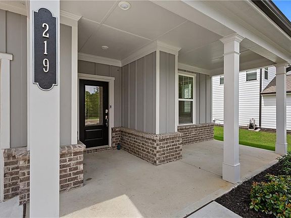 5th image of 219 Andalusa Ct