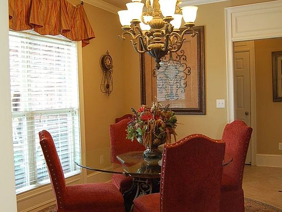 4th image of 8497 Rockbridge Cir