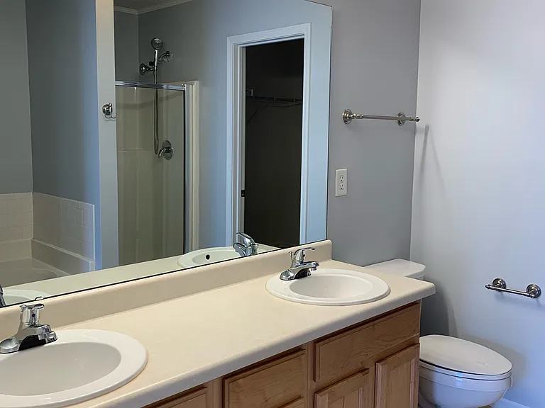 3279 Weston St — Photo 8