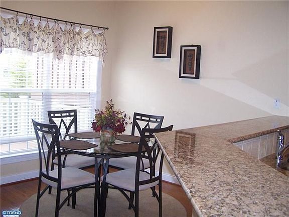 5th image of 66 Sagewood Dr