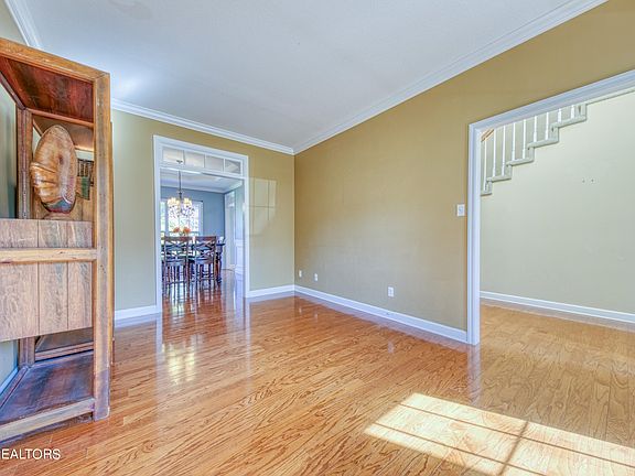 5th image of 12915 Laurel Brooke Ln