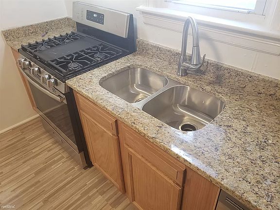 2nd image of 538 Shepherd St NW