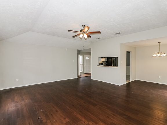 3rd image of 20015 Bishops Gate Ln