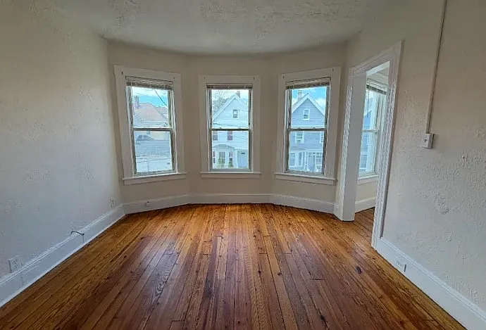 122 Rennell St #1 — Photo 6