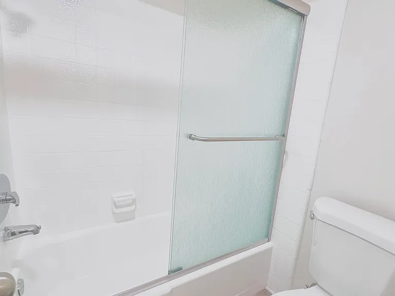 Park Place Apartments — Photo 26