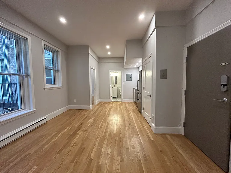 829 Boylston St #101 — Photo 1