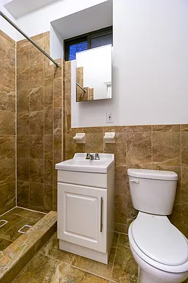 Rented by Compass | media 32