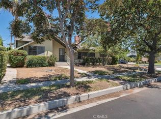 23635 Bessemer St, Woodland Hills, CA 91367